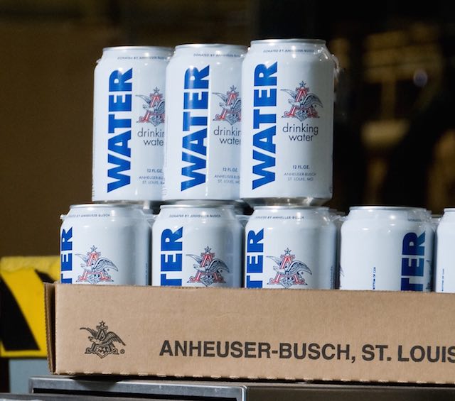 anheuser-busch-water-cans-in-packaging-1